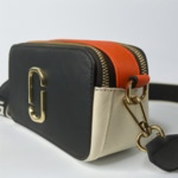 Marc Jacobs Snapshot Camera Bag • Black Orange - Picture 2 of 5